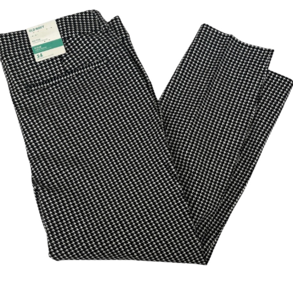 Old Navy Pixie Capris